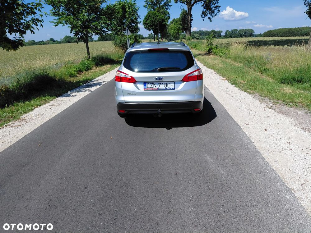 Ford Focus 1.6 Edition - 4