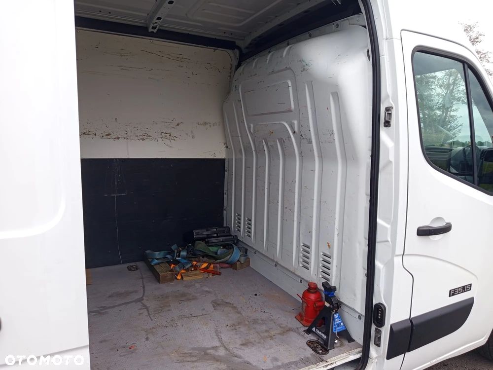 Nissan NV400 - 28