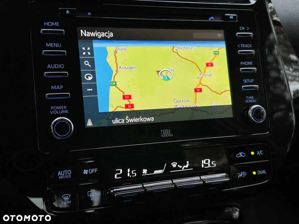 Toyota Prius 1.8 Hybrid Prestige - 32