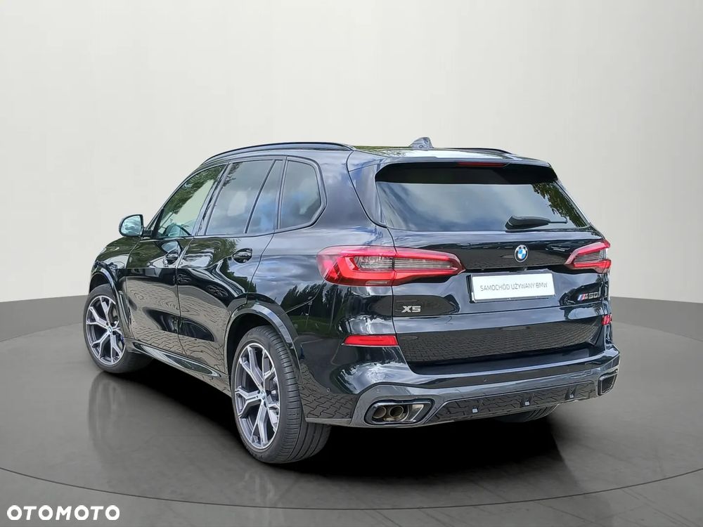 BMW X5 M50i - 4