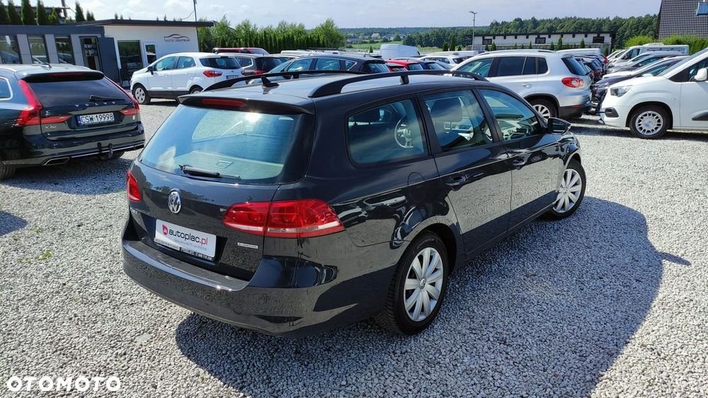 Volkswagen Passat - 15
