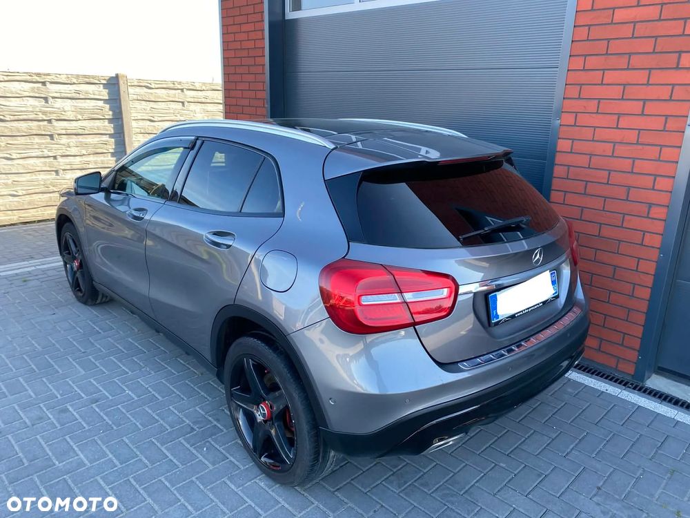 Mercedes-Benz GLA 200 CDI 7G-DCT Edition 1 - 38