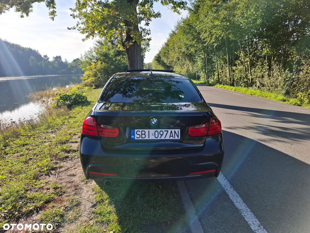 BMW Seria 3 320d xDrive Sport-Aut Sport Line - 3