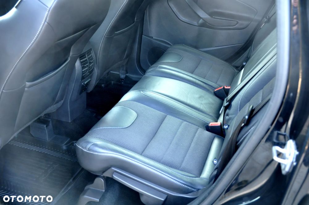 Ford Kuga 2.0 TDCi 4x4 Titanium - 21