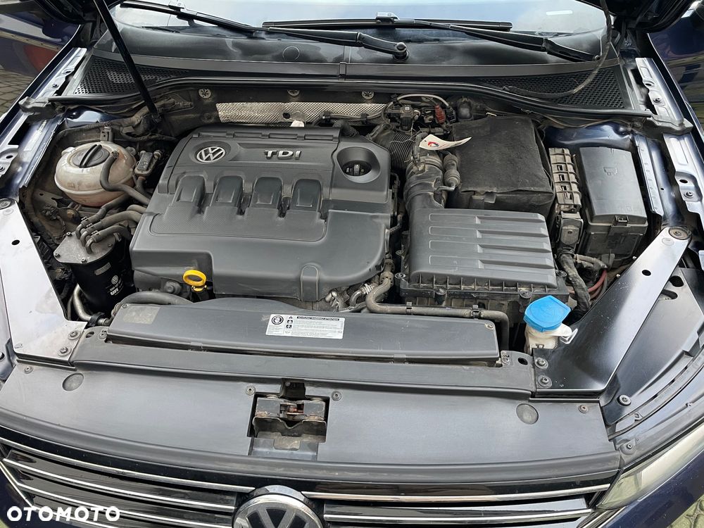 Volkswagen Passat - 9