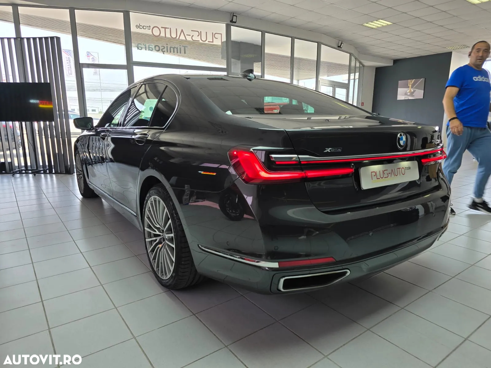 BMW Seria 7 740d xDrive MHEV - 6