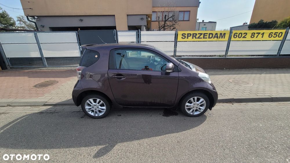 Toyota iQ 1.0 Sol EU5 - 1