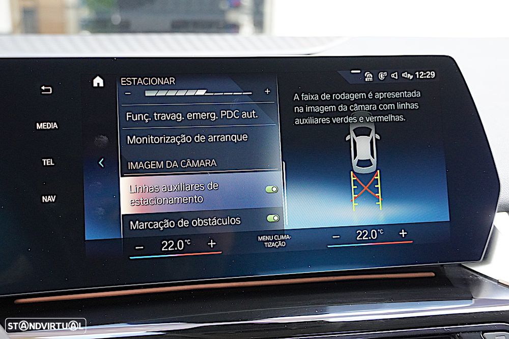 BMW 225xe Active Tourer e xDrive Edição Optimized - 36