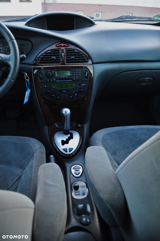 Citroën C5 Kombi Automatik 2.0 Exclusive - 16