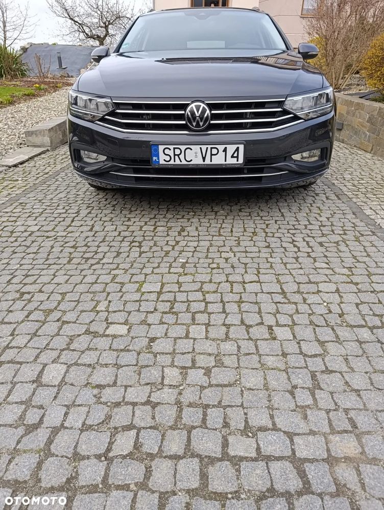 Volkswagen Passat 2.0 TDI SCR DSG Comfortline - 3