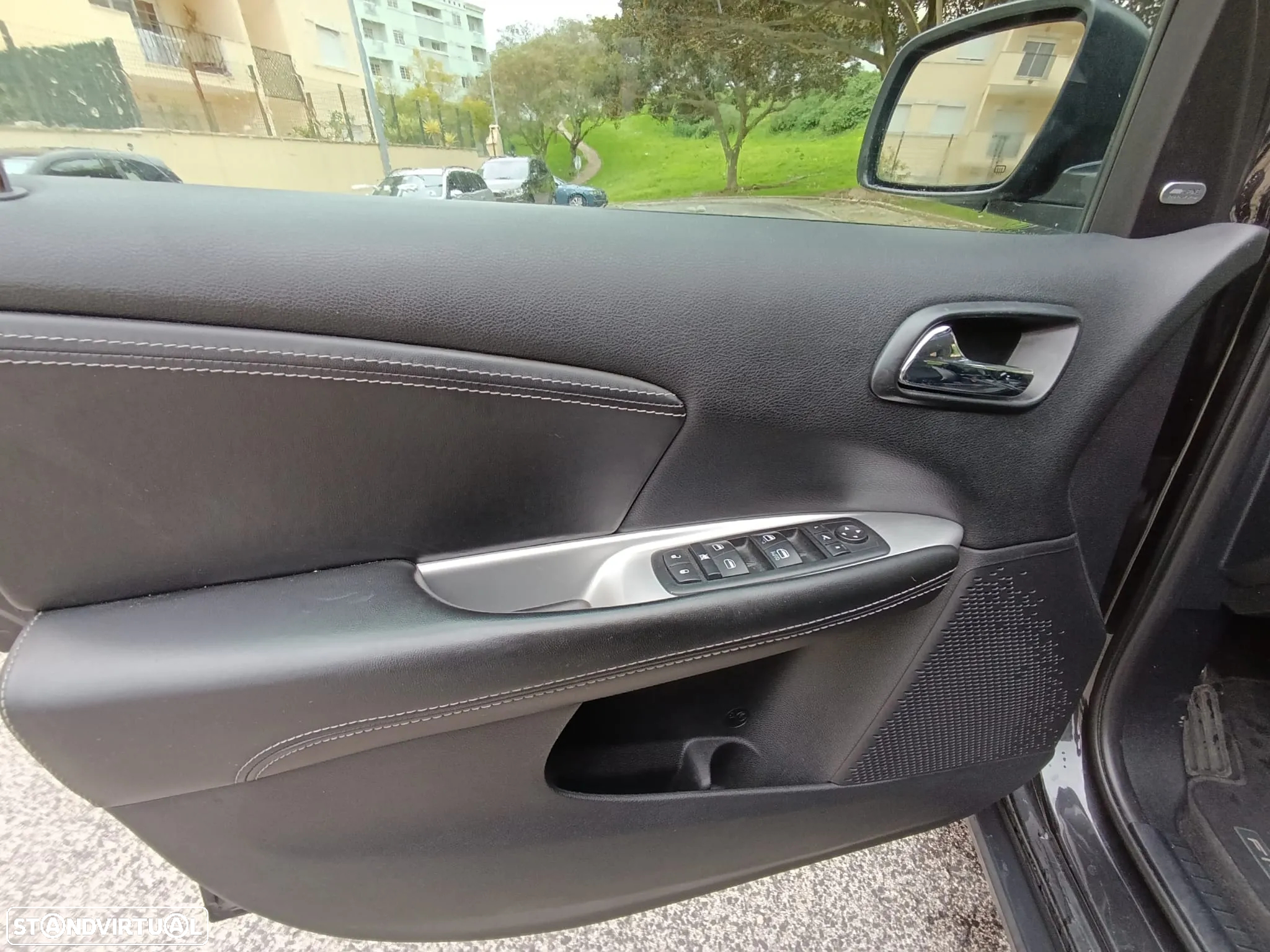 Fiat Freemont 2.0 M-Jet Urban - 22