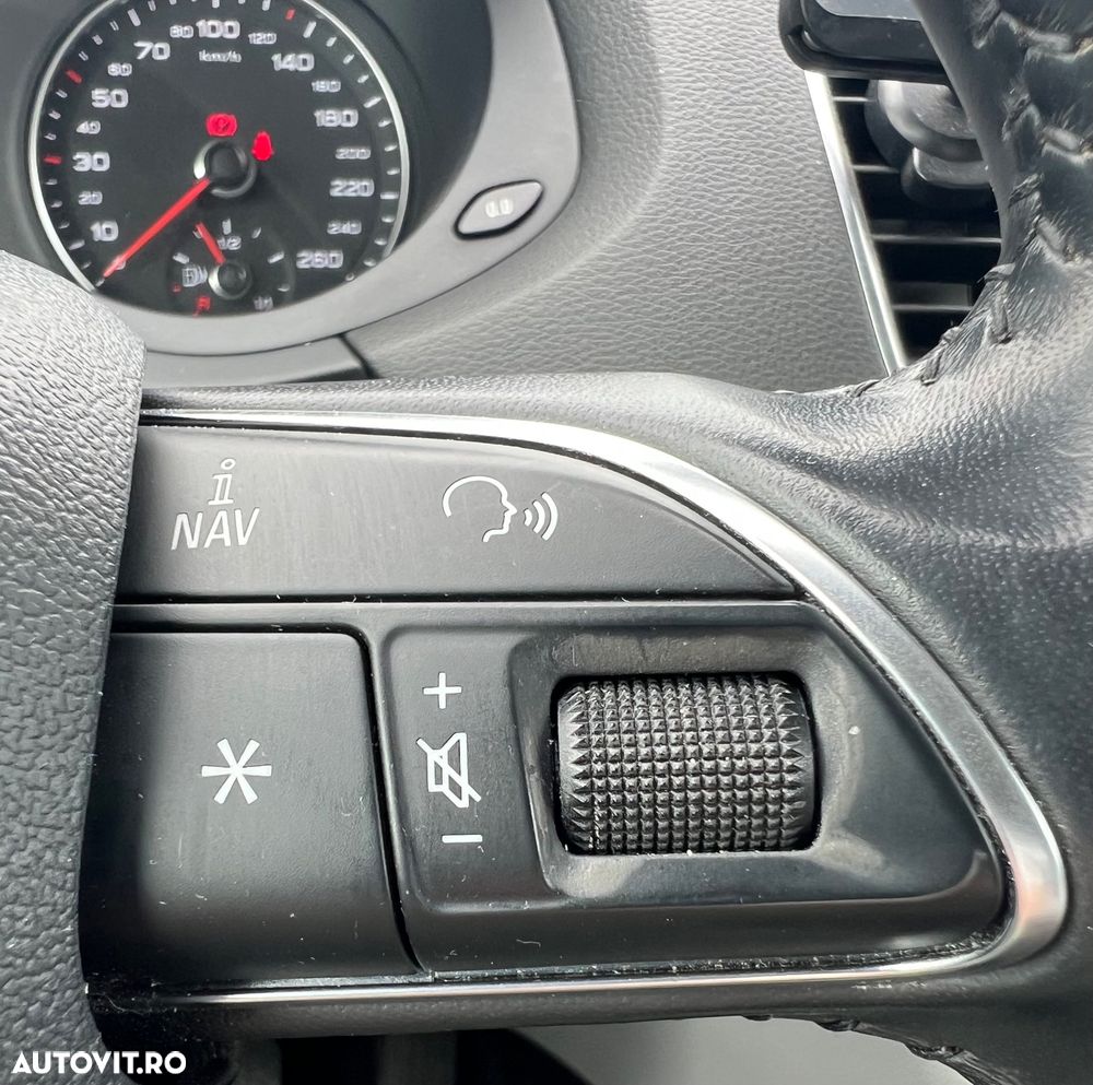 Audi Q3 2.0 TDI Quattro S tronic - 33