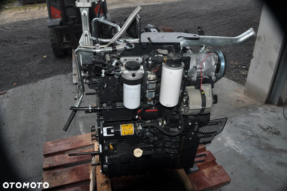 SILNIK DEUTZ 3.6L4 NOWY !!! - 1