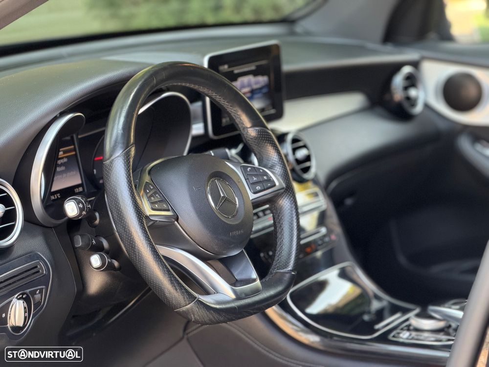 Mercedes-Benz GLC 250 d 4Matic 9G-TRONIC AMG Line - 27