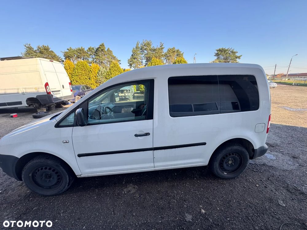 Volkswagen Caddy - 9