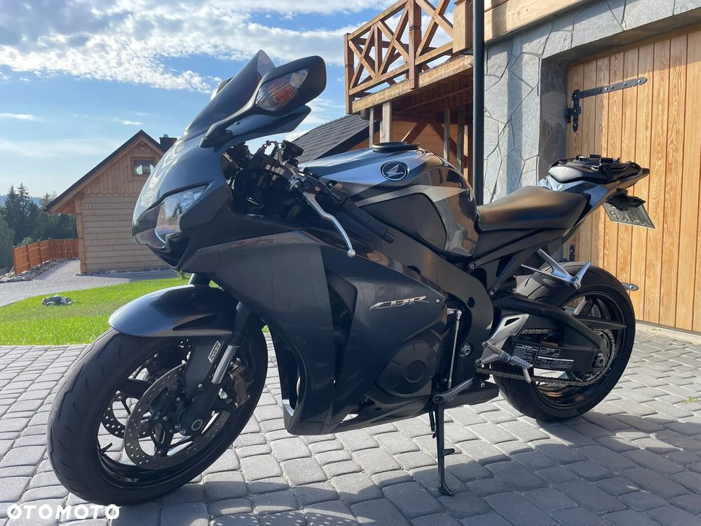 Honda CBR - 5