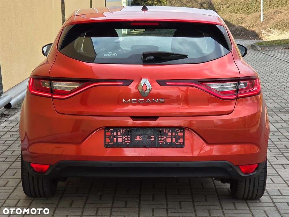 Renault Megane ENERGY TCe 130 GT LINE - 4
