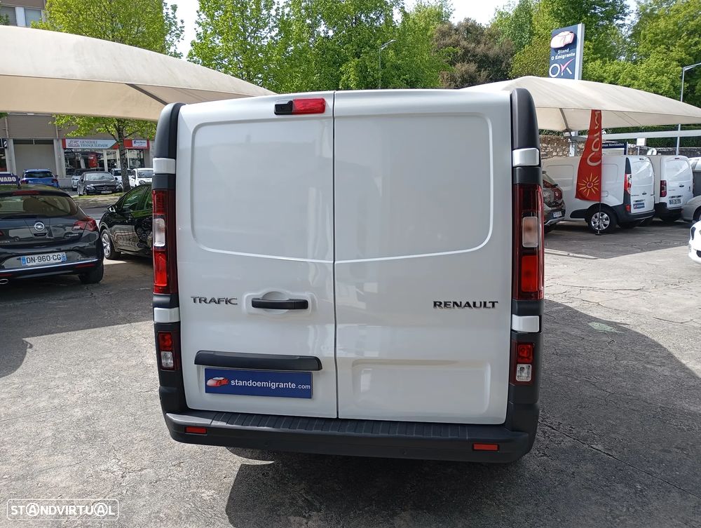 Renault Trafic L2H1 Longa 150cv - 6