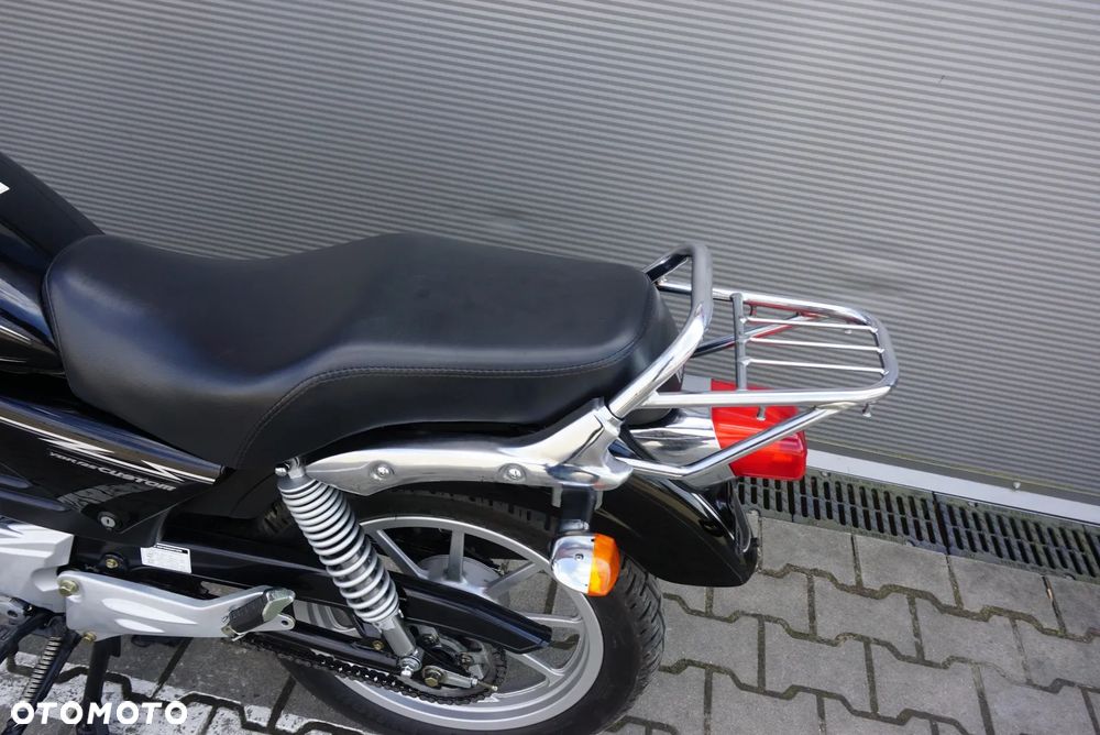 Yamaha YBR - 13