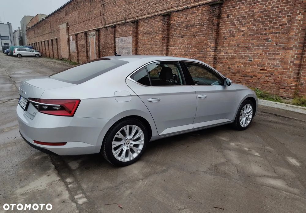 Skoda Superb 1.4 TSI Plug-In Hybrid Style DSG - 6