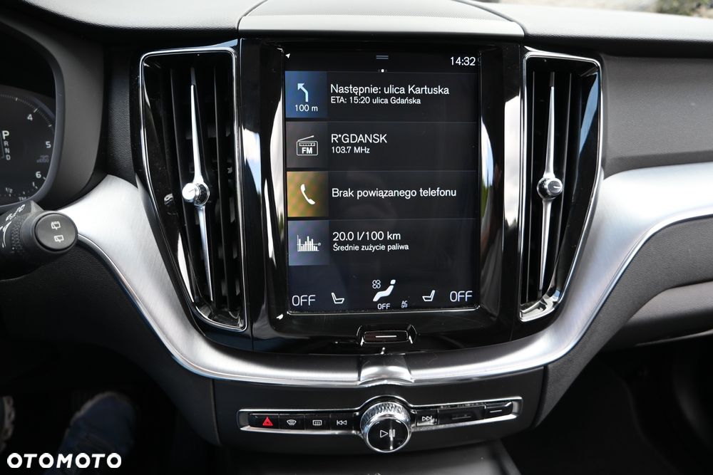 Volvo XC 60 D4 Geartronic Momentum - 14