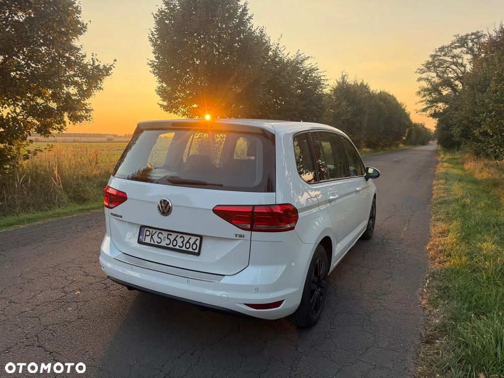 Volkswagen Touran 1.2 TSI BMT Comfortline - 13