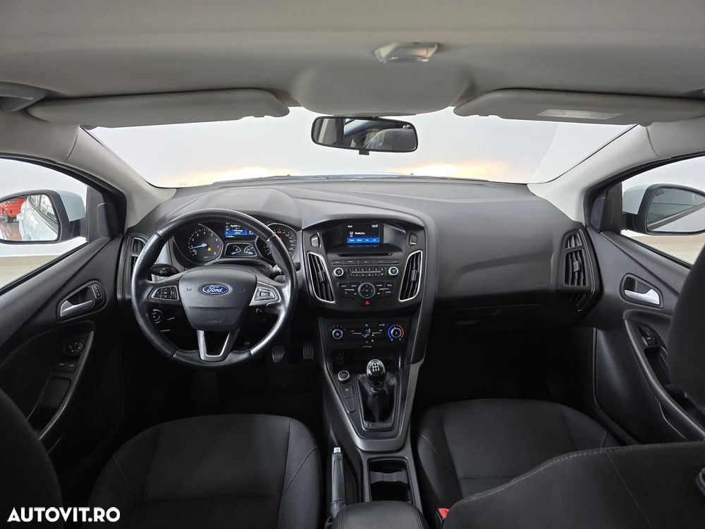 Ford Focus 1.0 EcoBoost Trend - 3
