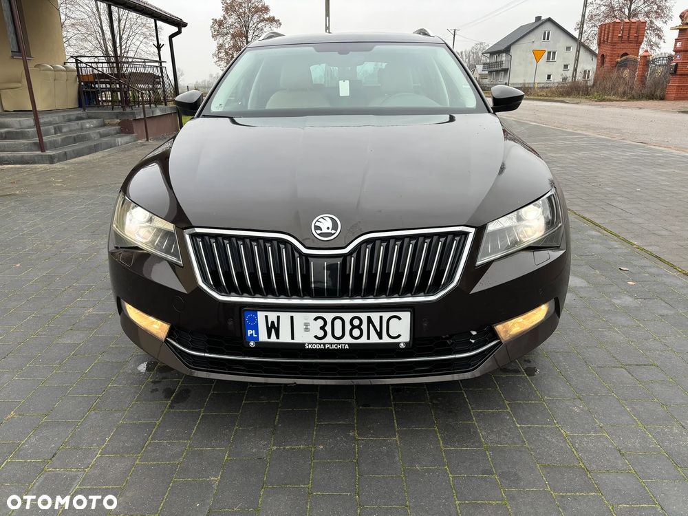 Skoda Superb 2.0 TDI L&K DSG7 - 8