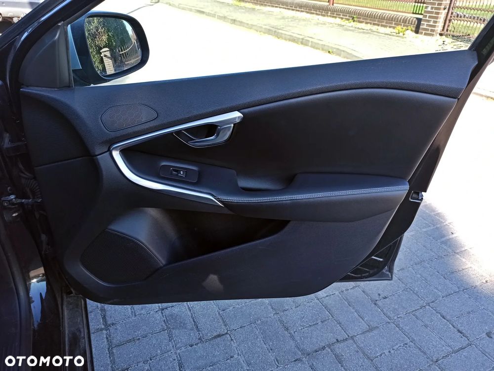 Volvo S60 D2 - 28