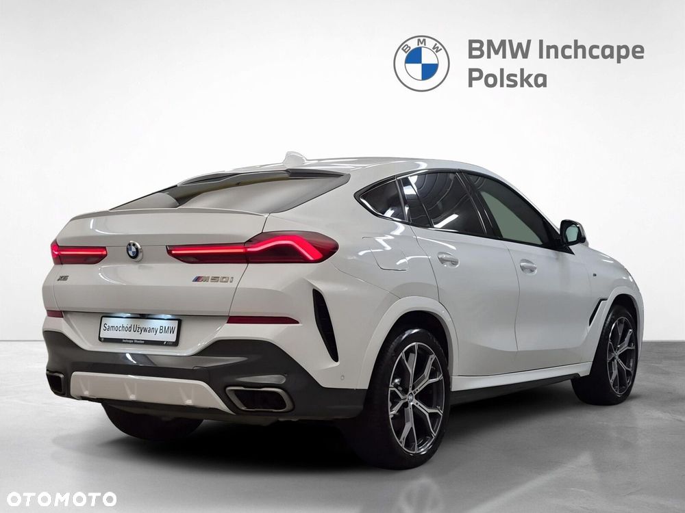 BMW X6 M50i - 6