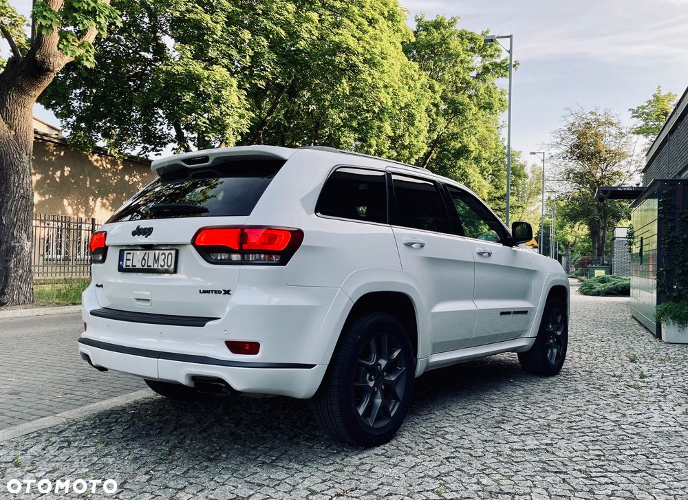 Jeep Grand Cherokee - 4