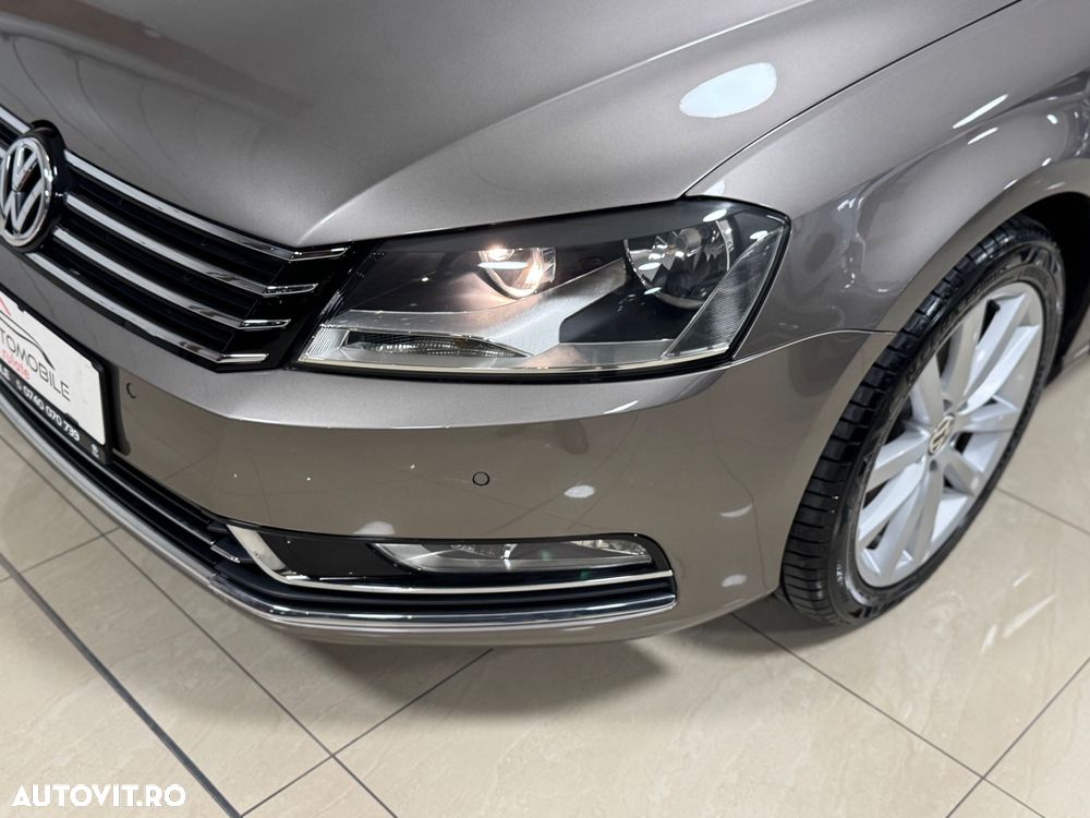 Volkswagen Passat 2.0 TDI Highline - 33