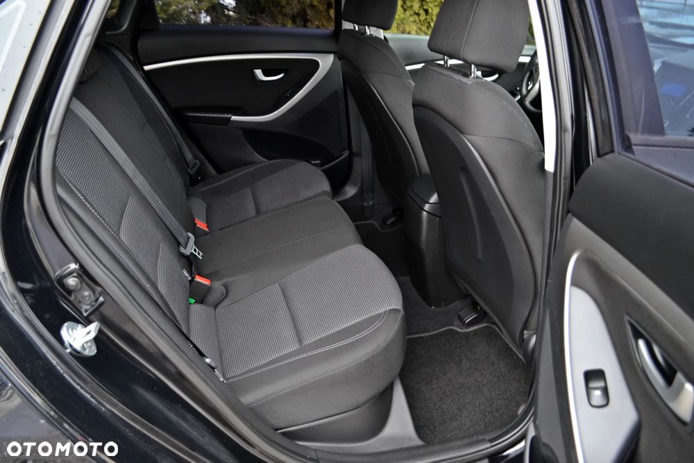 Hyundai i30 - 27
