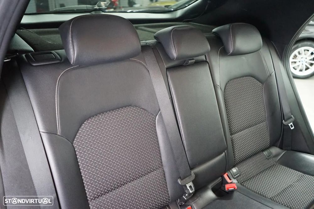 Kia XCeed 1.0 T-GDI Dynamic - 38