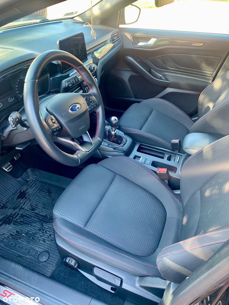 Ford Focus - 11
