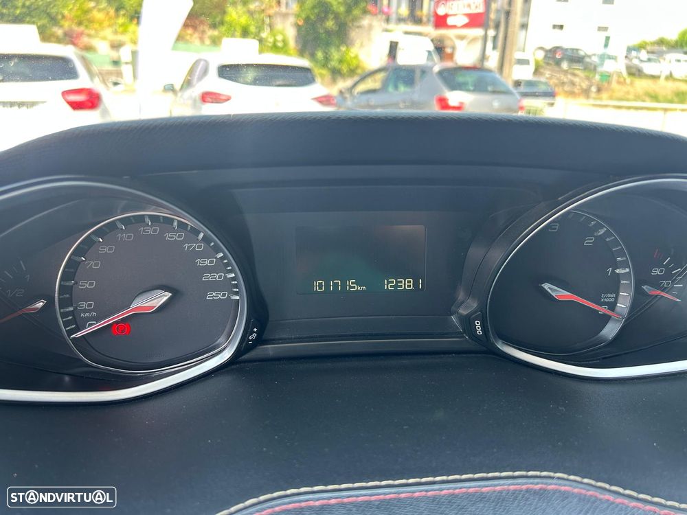Peugeot 308 BlueHDi FAP 130 Stop & Start GT Pack - 11