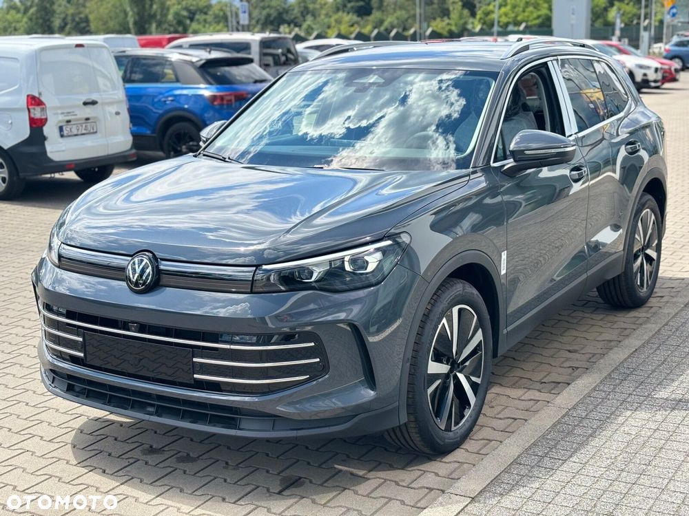 Volkswagen Tiguan 1.5 eTSI Elegance DSG - 4