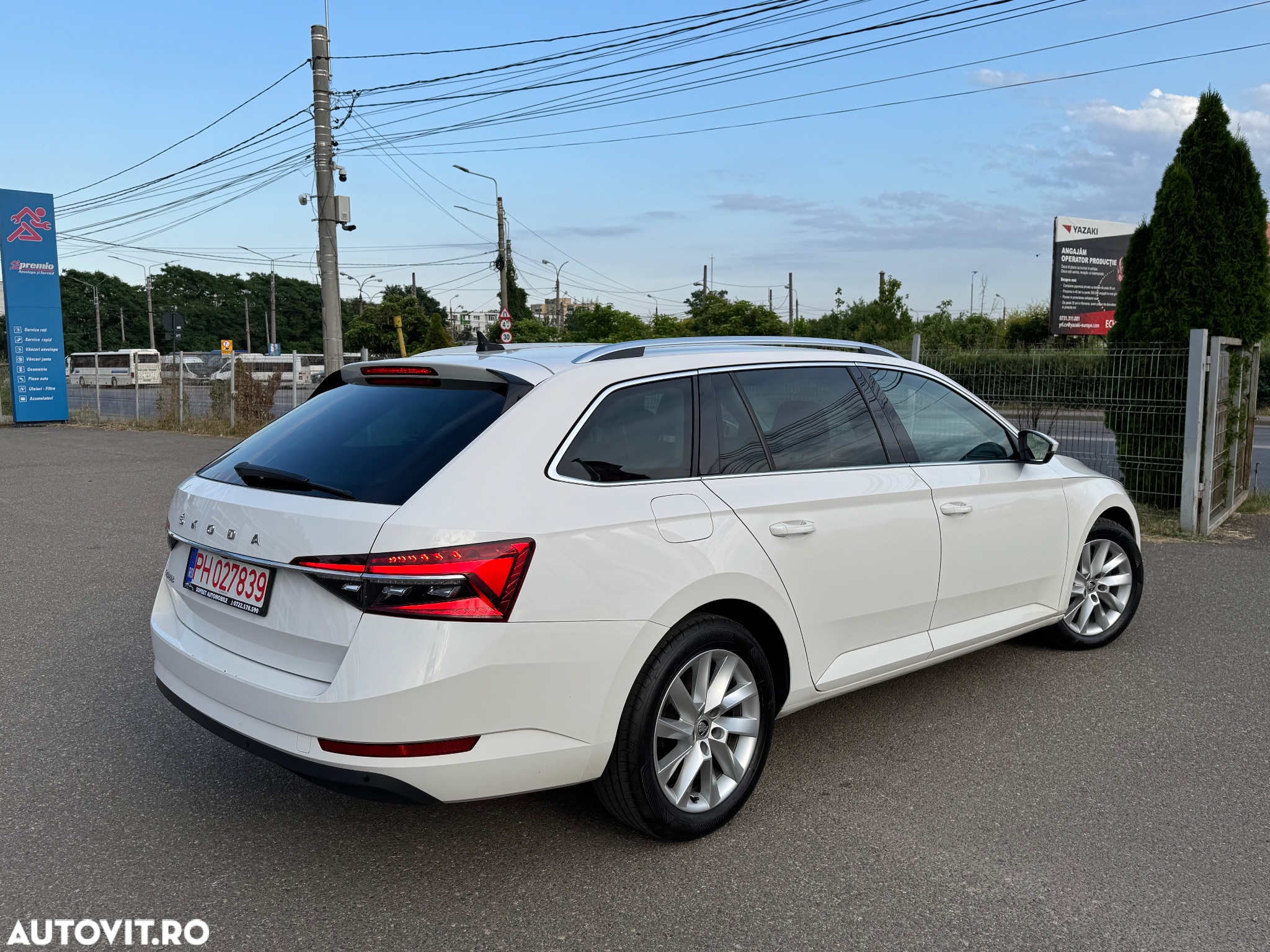 Skoda Superb Combi 2.0 TDI DSG Style - 18