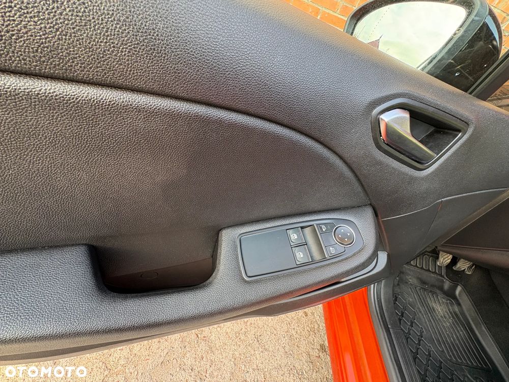 Renault Clio - 22