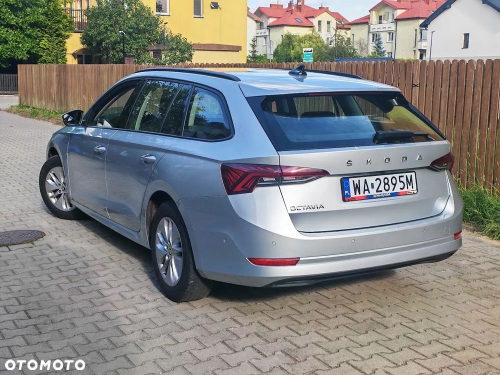 Skoda Octavia 2.0 TDI Ambition - 2