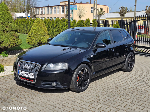 Audi A3 2.0 TDI Sportback DPF quattro S line Sportpaket