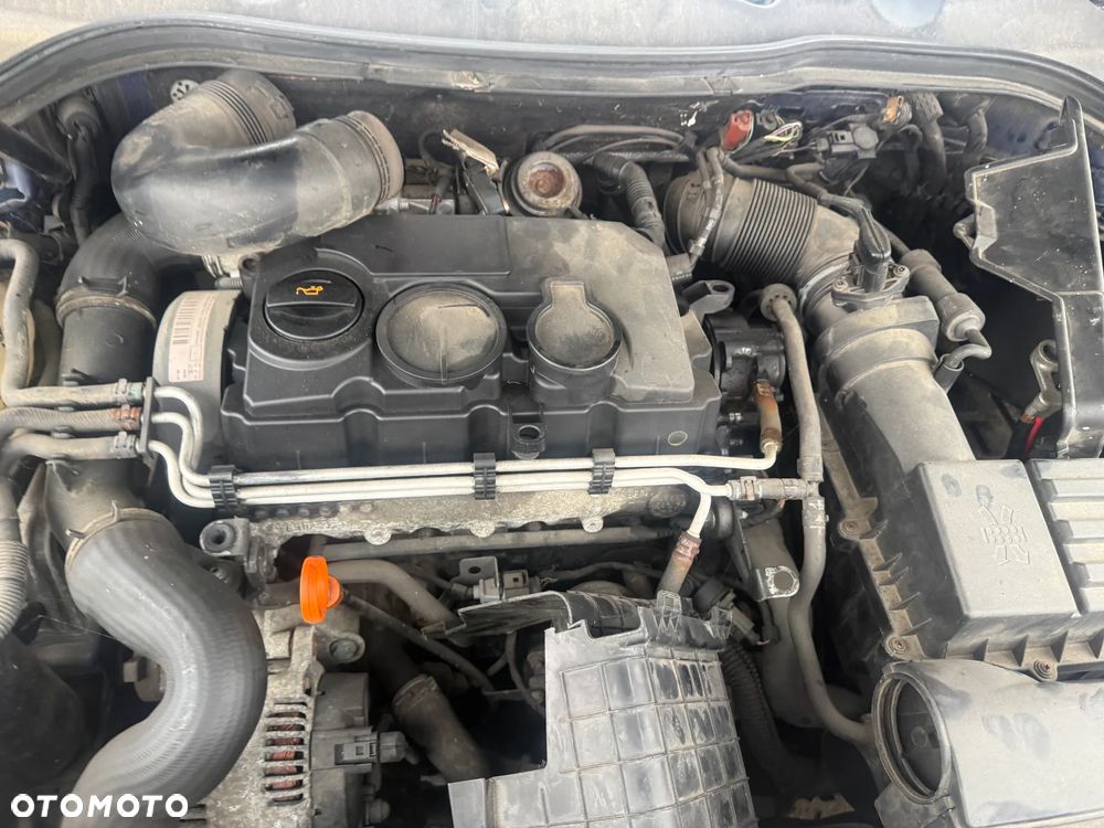 VW Passat B6 Sedan 2.0 TDI DSG Zderzak Drzwi Klapa Błotnik - 3