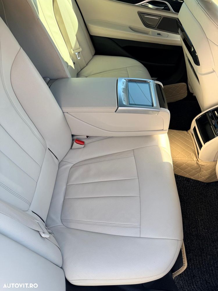 BMW Seria 7 - 5
