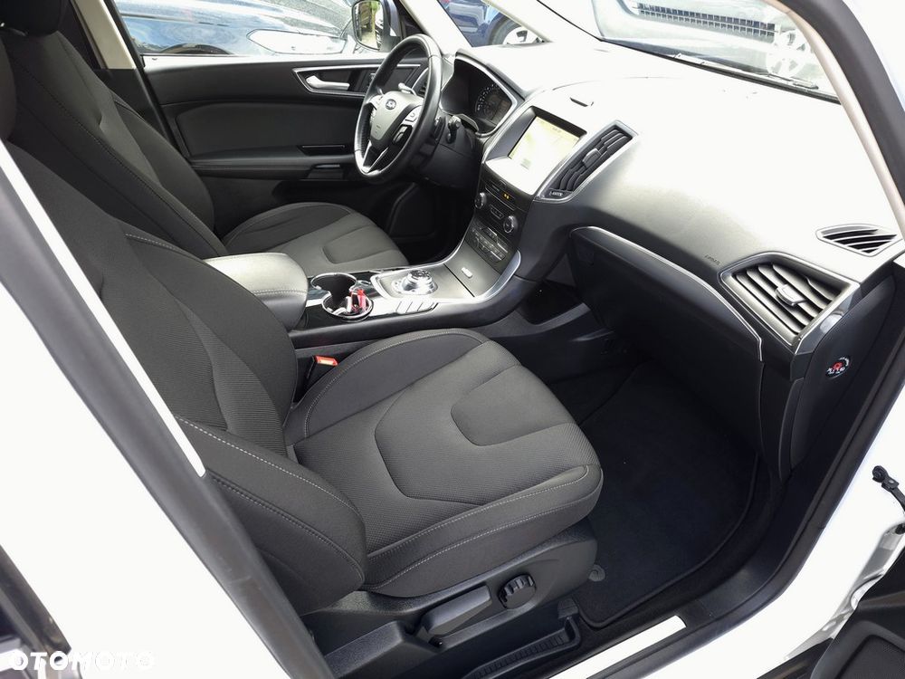 Ford S-Max 2.0 EcoBlue Titanium - 12