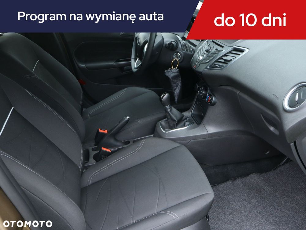 Ford Fiesta - 11