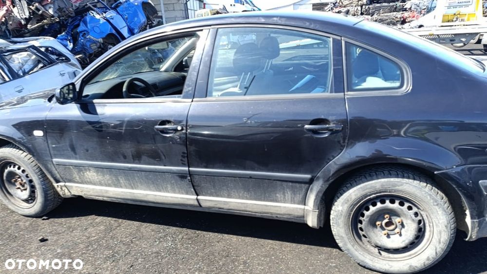 36047 VW passat B5 model od 96-00 silnik 1.9 TDI AJM nie odpala skrzynia ELN lakier LC9Z - 6