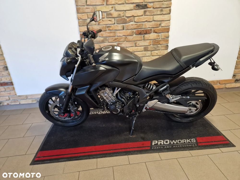 Honda CB - 3