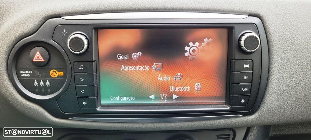 Toyota Yaris 1.33 VVT-i Comfort+P.Style - 22
