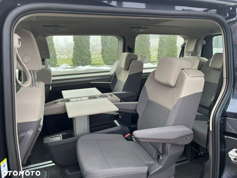 Volkswagen Multivan - 14