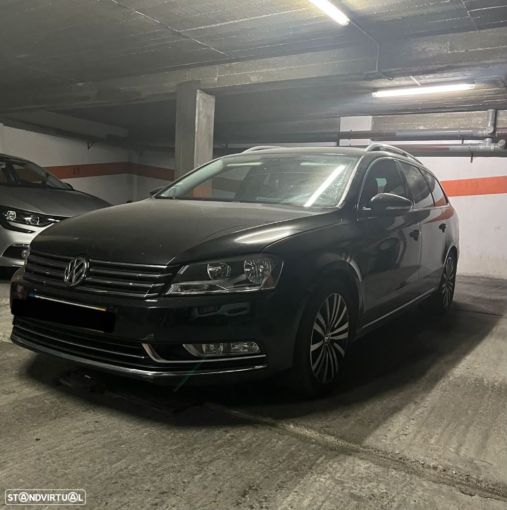 VW Passat 1.6 TDI DPF BlueMotion Comfortline - 14